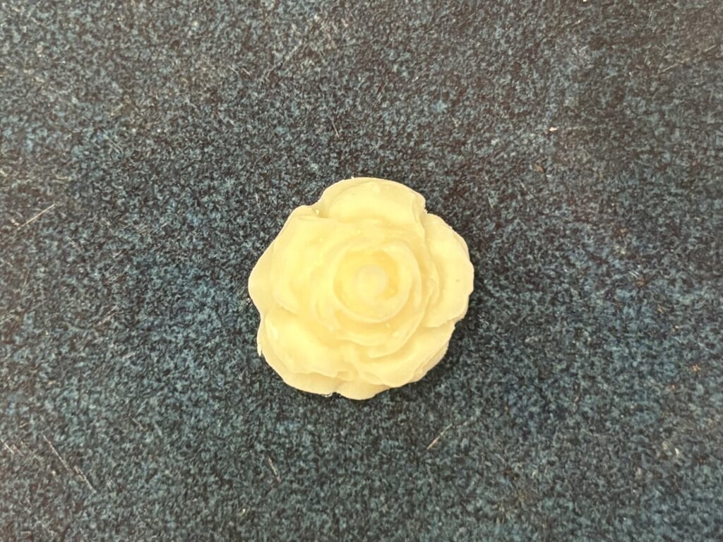 flower medium rose 1