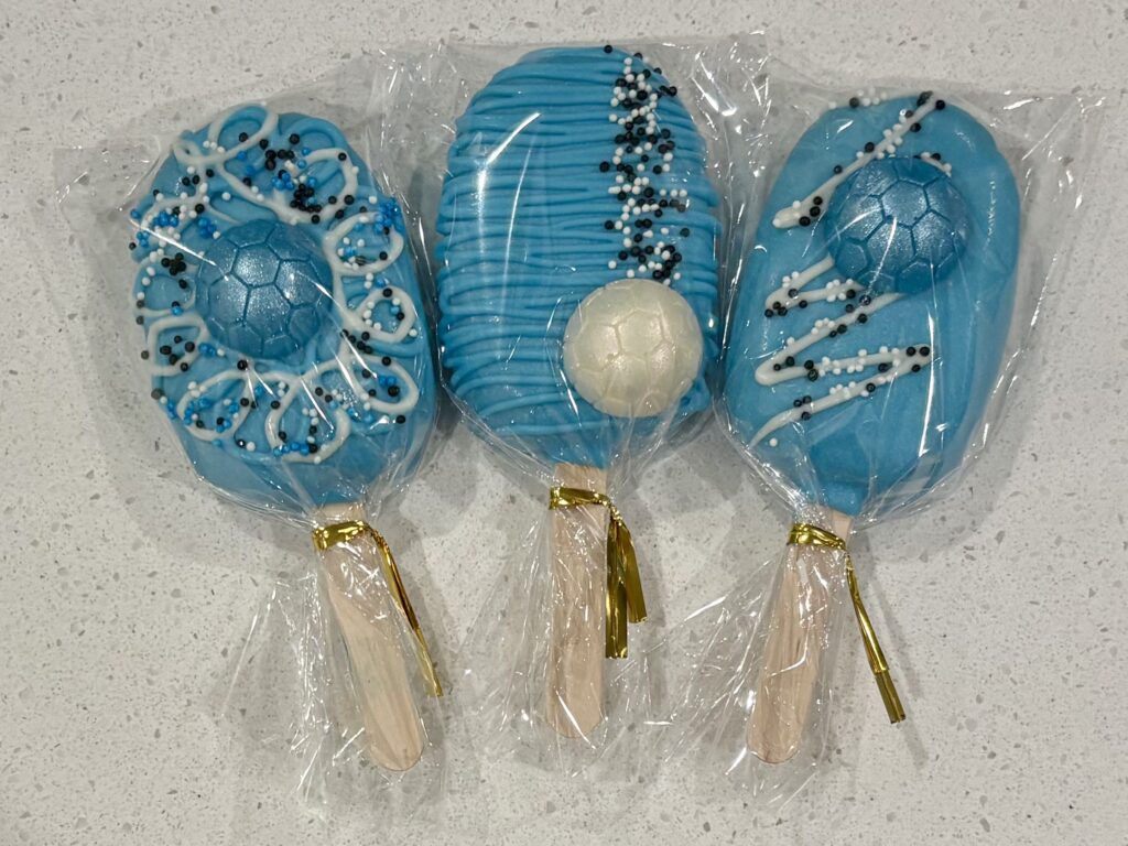 blue soccer small blue batch mix