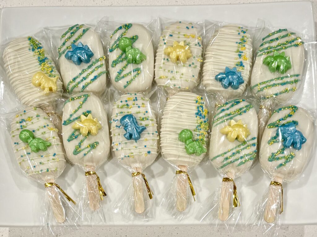 dino white large batch 1